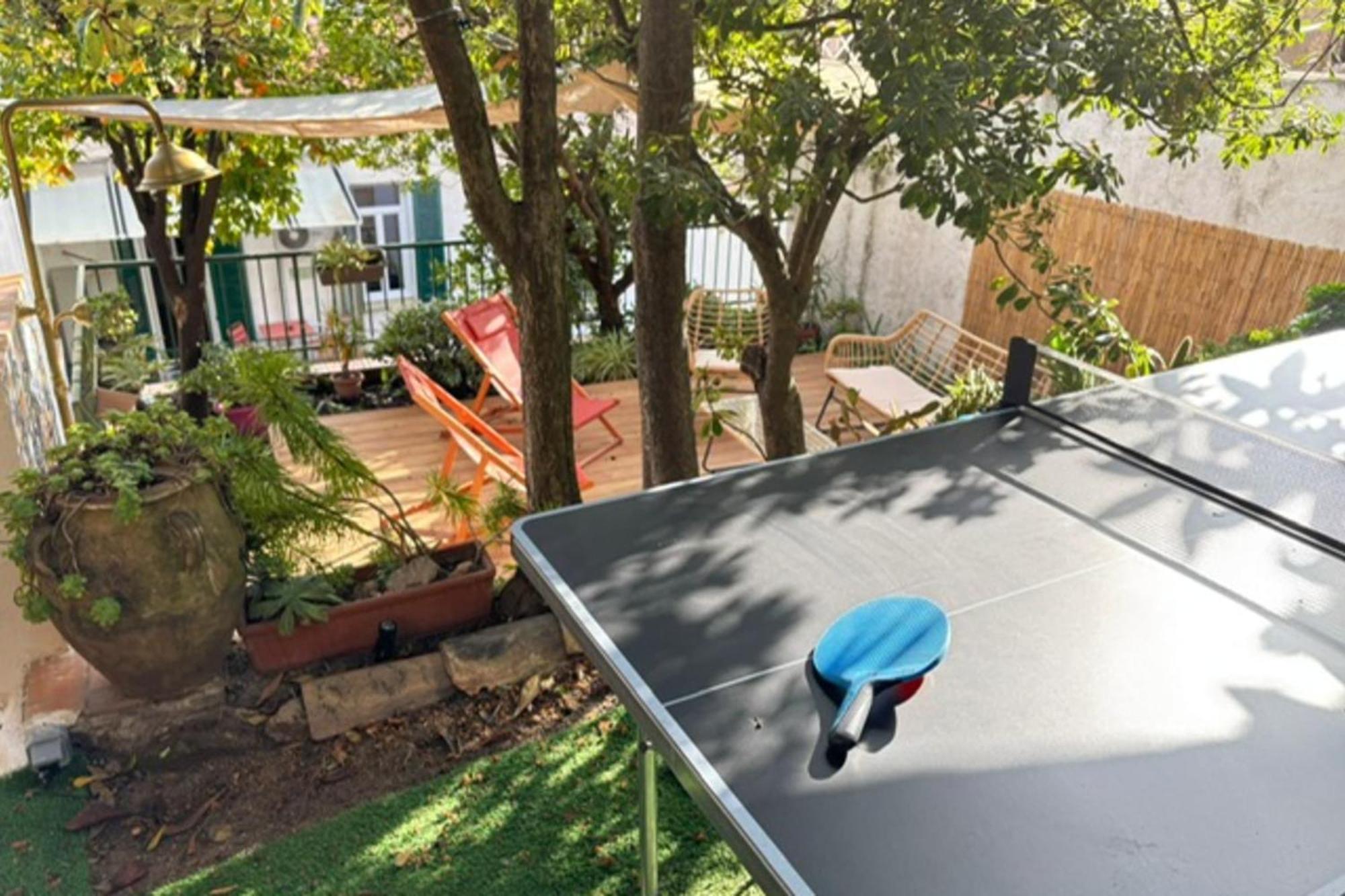 Charming With Hidden Garden Quiet Center Apartment *